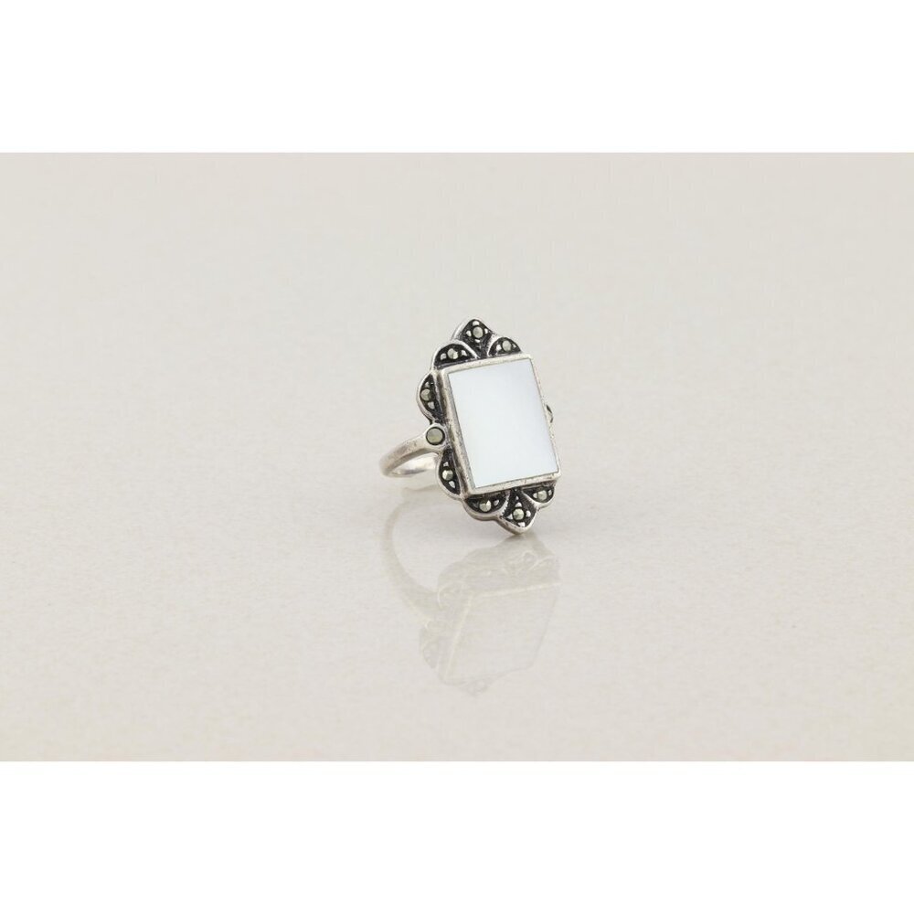 Sterling Silver Mother of Pearl and Marcasite Ring Size 6 1/2 - Picture 3 of 7
